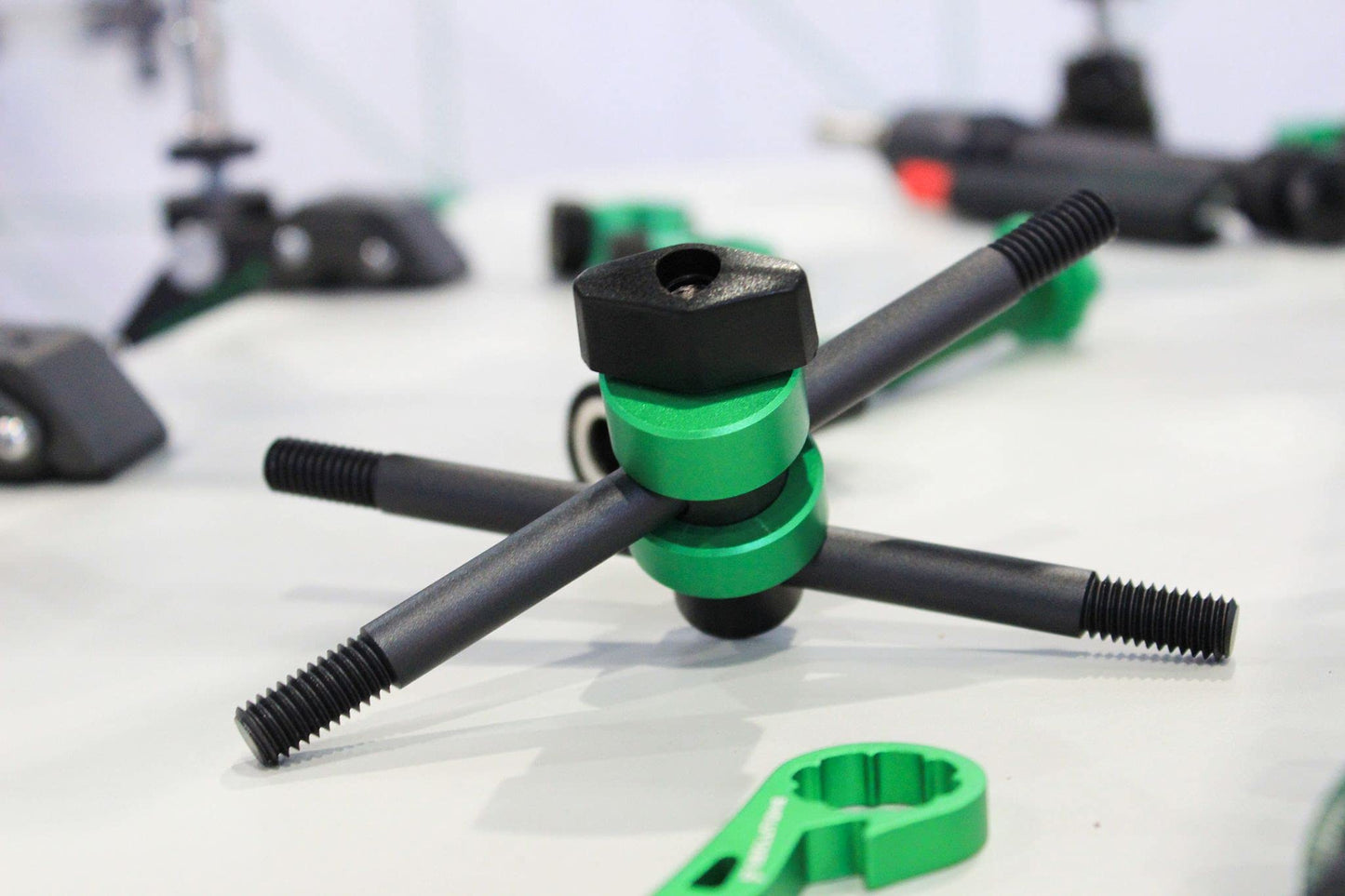 3/8" Gag, Allows Two 3/8" (10mm) Rods to Be Joined and Positioned, 9.XR1011